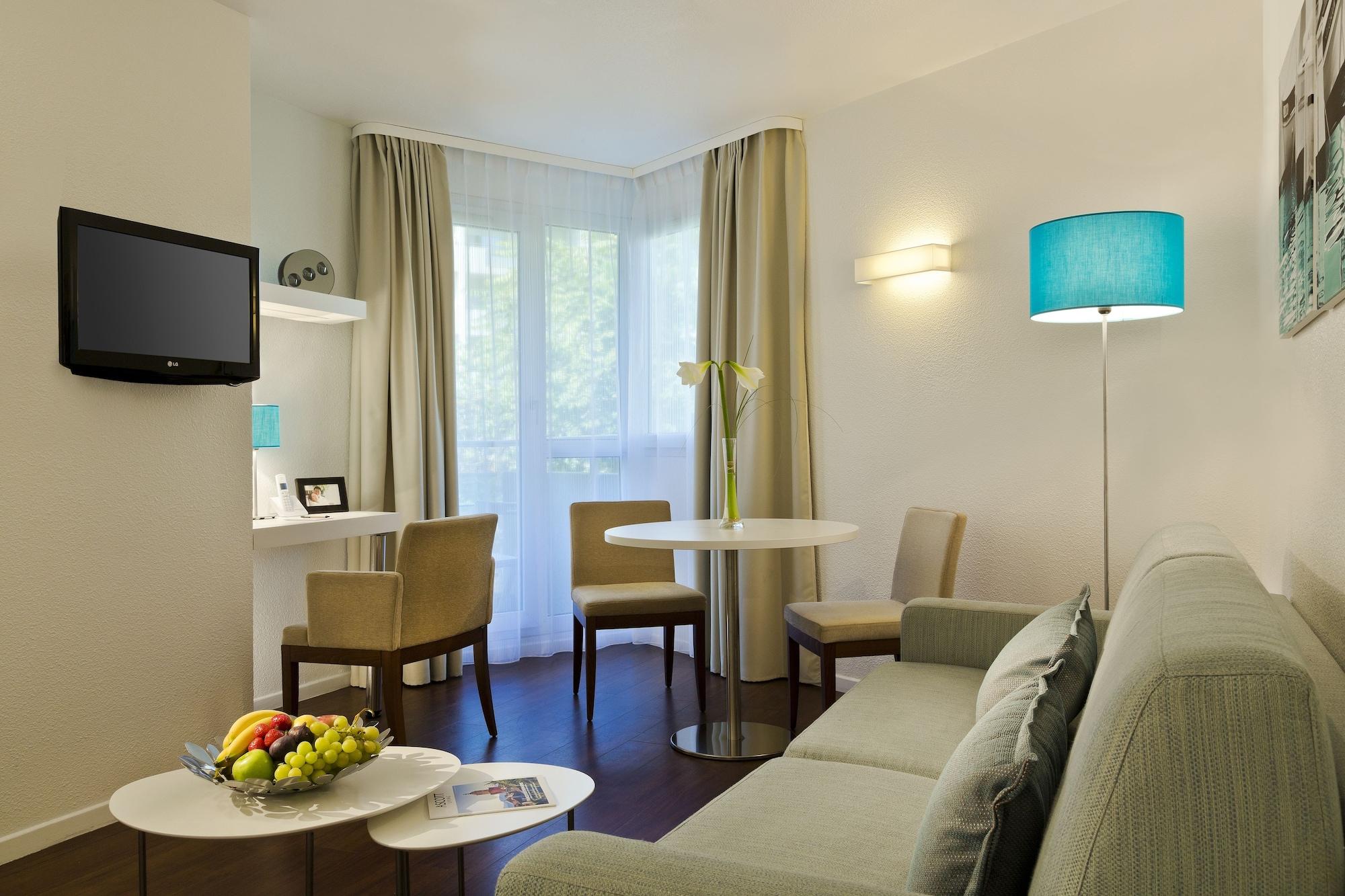 Rockypop Hotel 4*